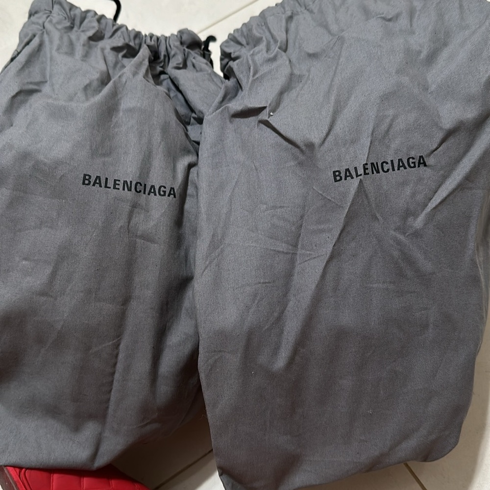 100% Authentic Balenciaga Pool Slides - image 4